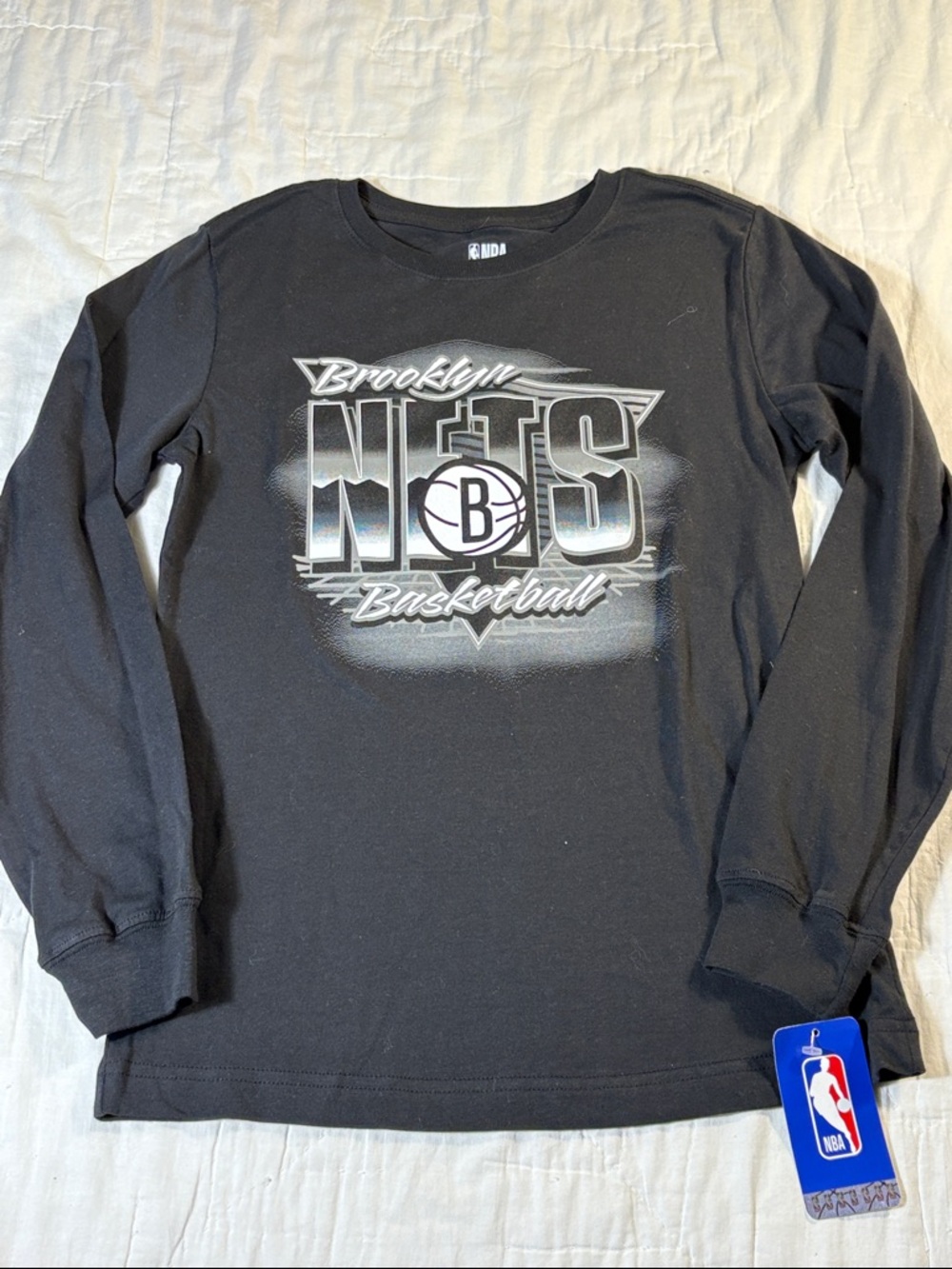 NWT NBA Brooklyn Nets Kids Black Long‎ Sleeve Graphic T-Shirt - Size L (12/14)